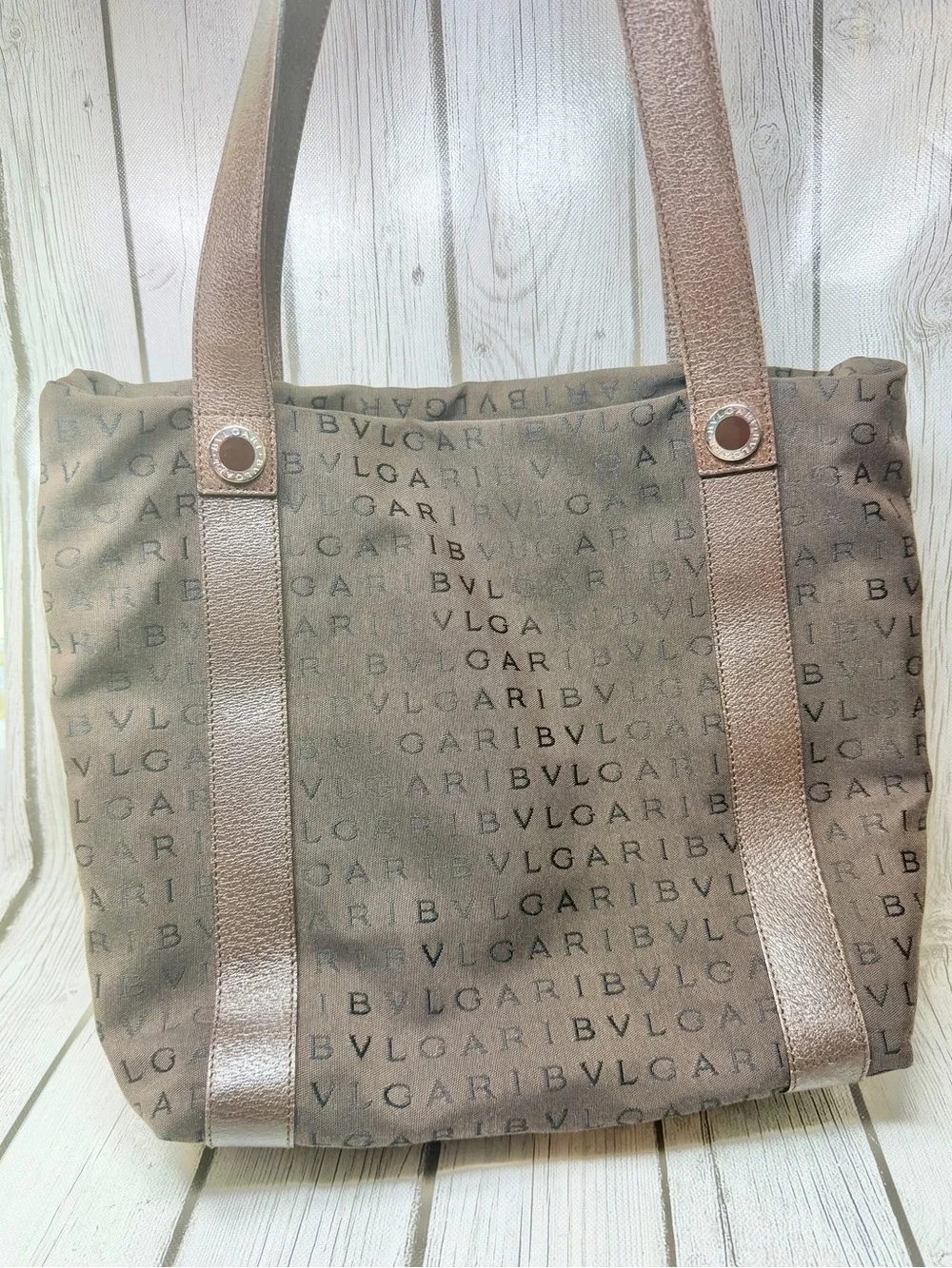 BVLGARI bag still
